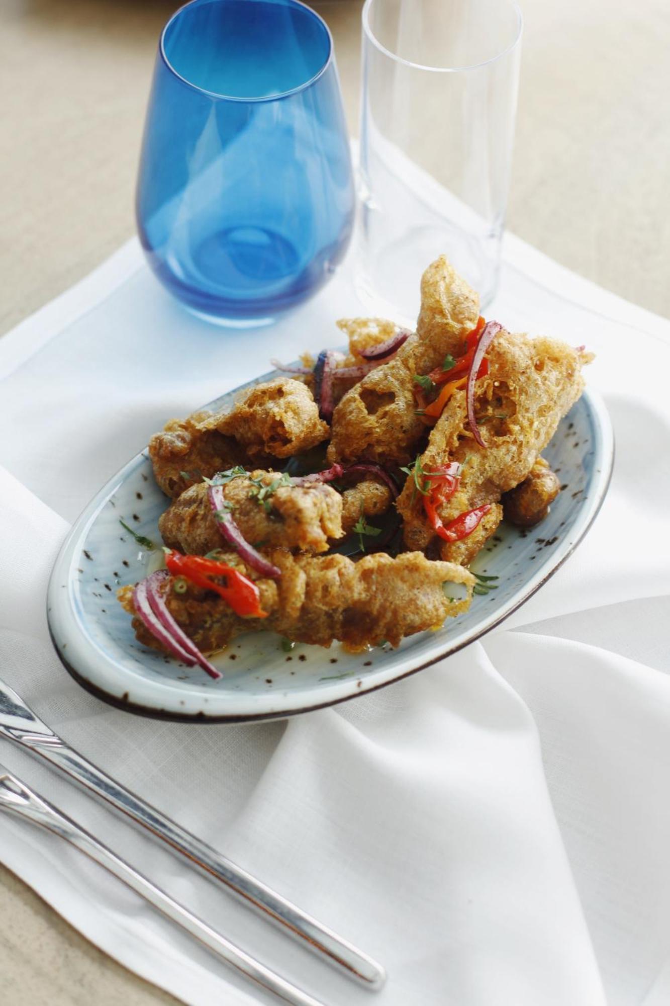 10 Karakoy Hotel อิสตันบูล ภายนอก รูปภาพ A plate of haloumi chips